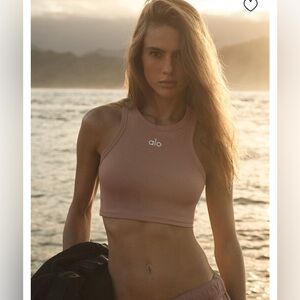 NWOT NEVER WORN ALO Yoga Aspire Tank IN taupe